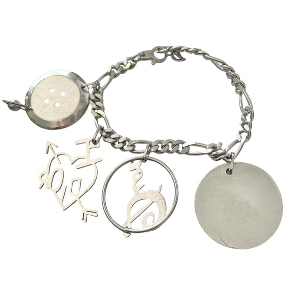 AUTH VTG Christian Dior Silver Figaro Chain Link Large Logo Charm Bracelet - Picture 16 of 16